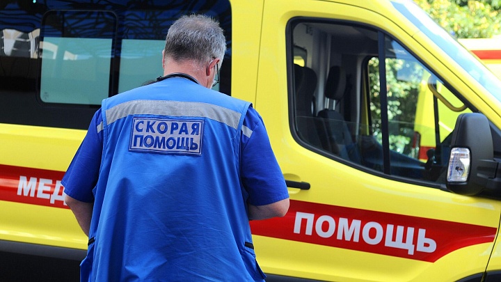 Три человека пострадали при ударе ВСУ по автозаправке в Курской области