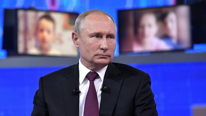 Песков заявил, что обращения на прямую линию с Путиным обрабатывает Народный фронт
