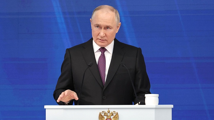 Путин назвал атомную промышленность одним из важнейших направлений России
